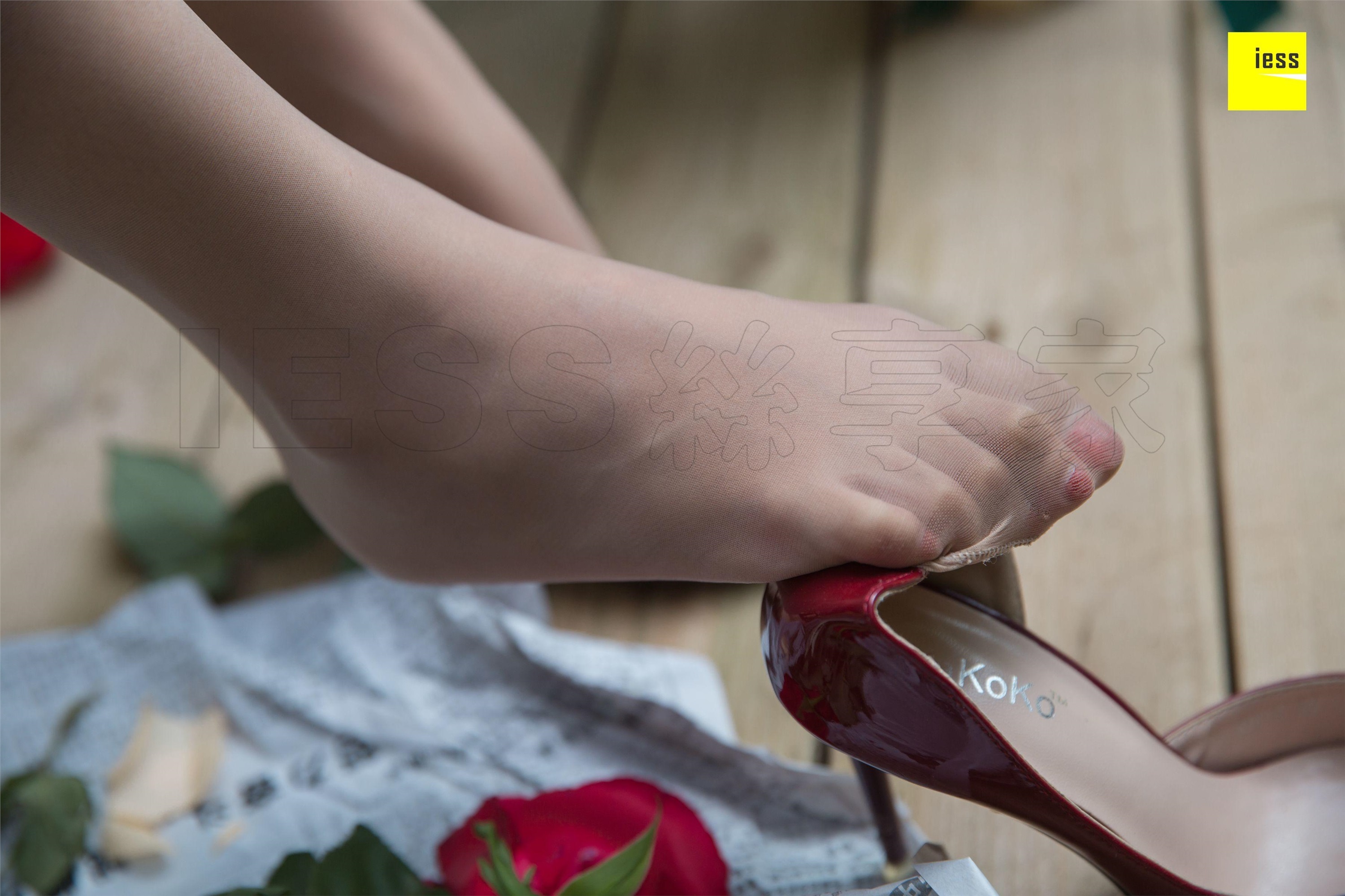 IESS异思趣向  2018.08.15《魔鬼周三》特刊31期：花艺师婉萍